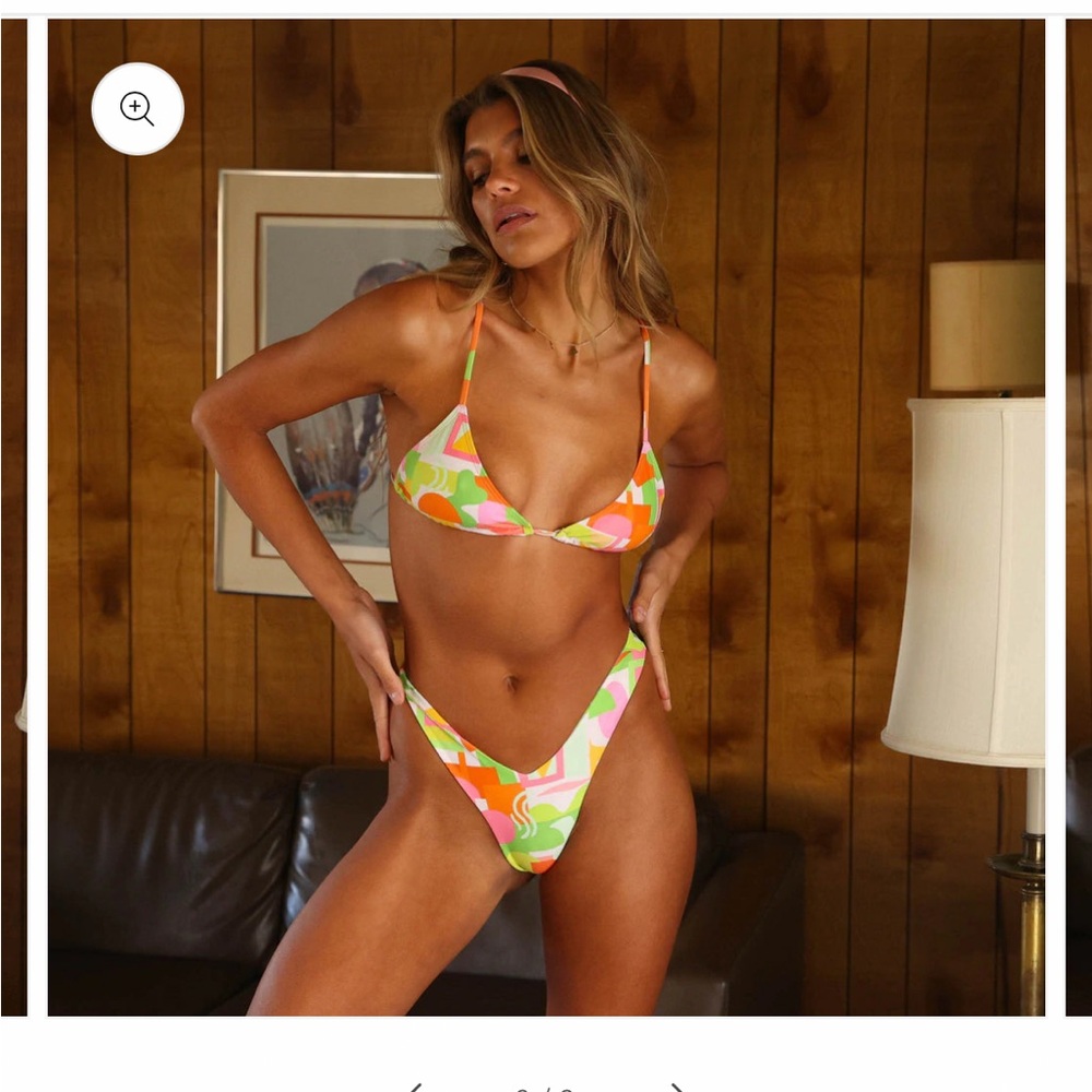 Kulani Kinis Bikini set Saloon Sister